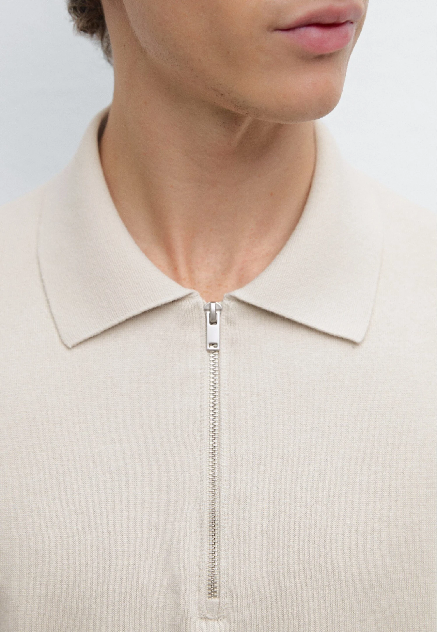 Massimo Dutti POLO COLLAR WITH ZIP - Polo Shirt - Beige 7 Massimo Dutti POLO COLLAR WITH ZIP - Polo Shirt - Beige - Image 5