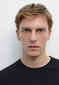 Massimo Dutti CASHMERE CREW NECK WITH LONG SLEEVES - Jumper - Black -Massimo Dutti Shop 4609086290f2429e8f6fbf07cb00cc85