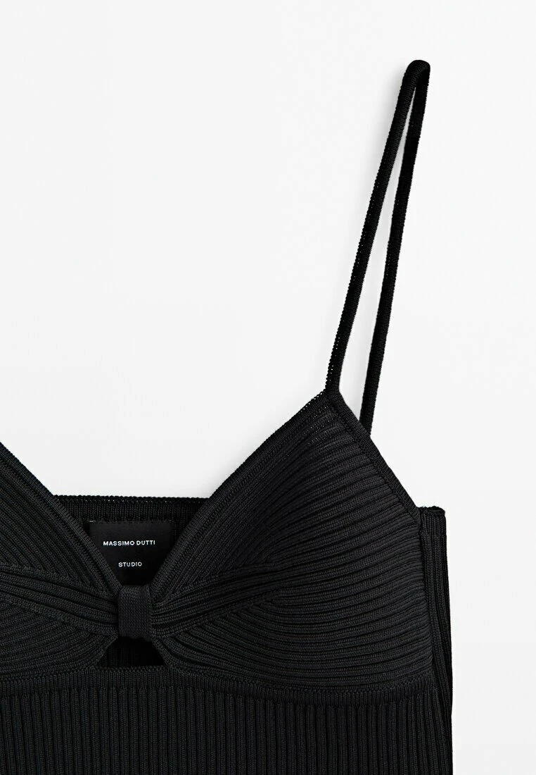 Massimo Dutti Studio - Cut-Out Crop - Top - Black 10 Massimo Dutti Studio - Cut-Out Crop - Top - Black - Image 8