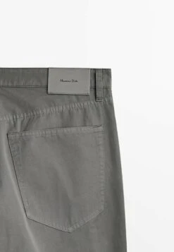 Massimo Dutti Poplin- Straight Leg Jeans - Dark Grey -Massimo Dutti Shop 4673da5f893349c39c23310d5422110c