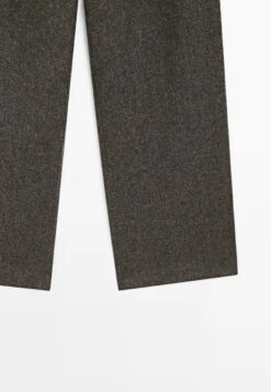 Massimo Dutti KNICKERBOCKER YARN EFFECT - Suit Trousers - Dark Brown 18 Massimo Dutti KNICKERBOCKER YARN EFFECT - Suit Trousers - Dark Brown -Massimo Dutti Shop 468ff3730f844be6ac6bff5507763820