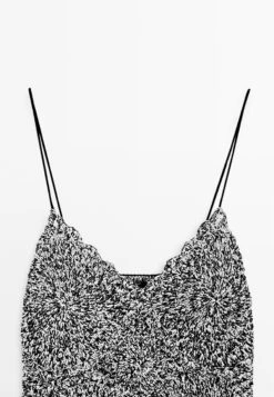 Massimo Dutti ASYMMETRIC MOULINÉ CROCHET - Top - Black 18 Massimo Dutti ASYMMETRIC MOULINÉ CROCHET - Top - Black -Massimo Dutti Shop 46f593621707438989670bf397989275