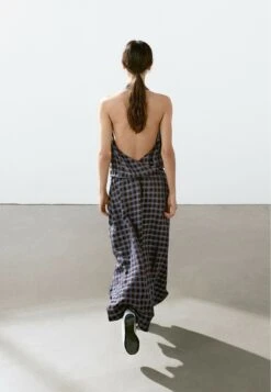 Massimo Dutti LONG PRINTED HALTER NECK FLOUNCE - Maxi Dress - Mottled Dark Brown -Massimo Dutti Shop 480b7166639f4844b210dff87637d4c0