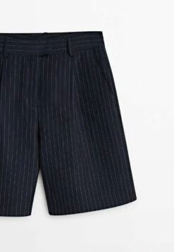 Massimo Dutti Pinstripe BermudaWith Darts - Shorts 19 Massimo Dutti Pinstripe BermudaWith Darts - Shorts -Massimo Dutti Shop 486b33ed515b4f3f81cb07e5d16894b3
