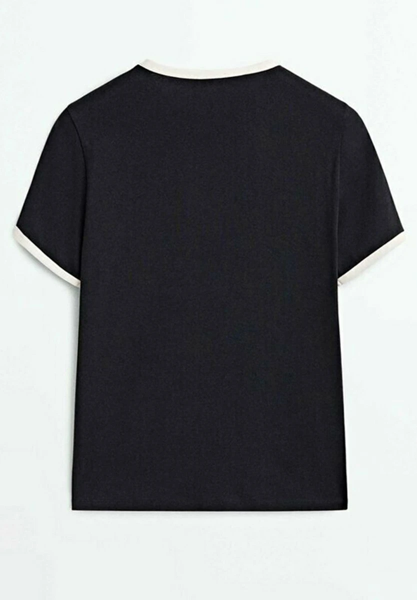 Massimo Dutti Short Sleeve Contrast- Print T-Shirt - Black 4 Massimo Dutti Short Sleeve Contrast- Print T-Shirt - Black - Image 2