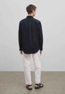 Massimo Dutti Studio-Fit - Shirt - Blue/Black Denim 15 Massimo Dutti Studio-Fit - Shirt - Blue/Black Denim -Massimo Dutti Shop 49eb76b0fe4c4b07b89d0c75915f46be