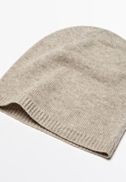 Massimo Dutti FINE - Beanie - Black -Massimo Dutti Shop 4a31cca32d41402780b11486972478c4 4