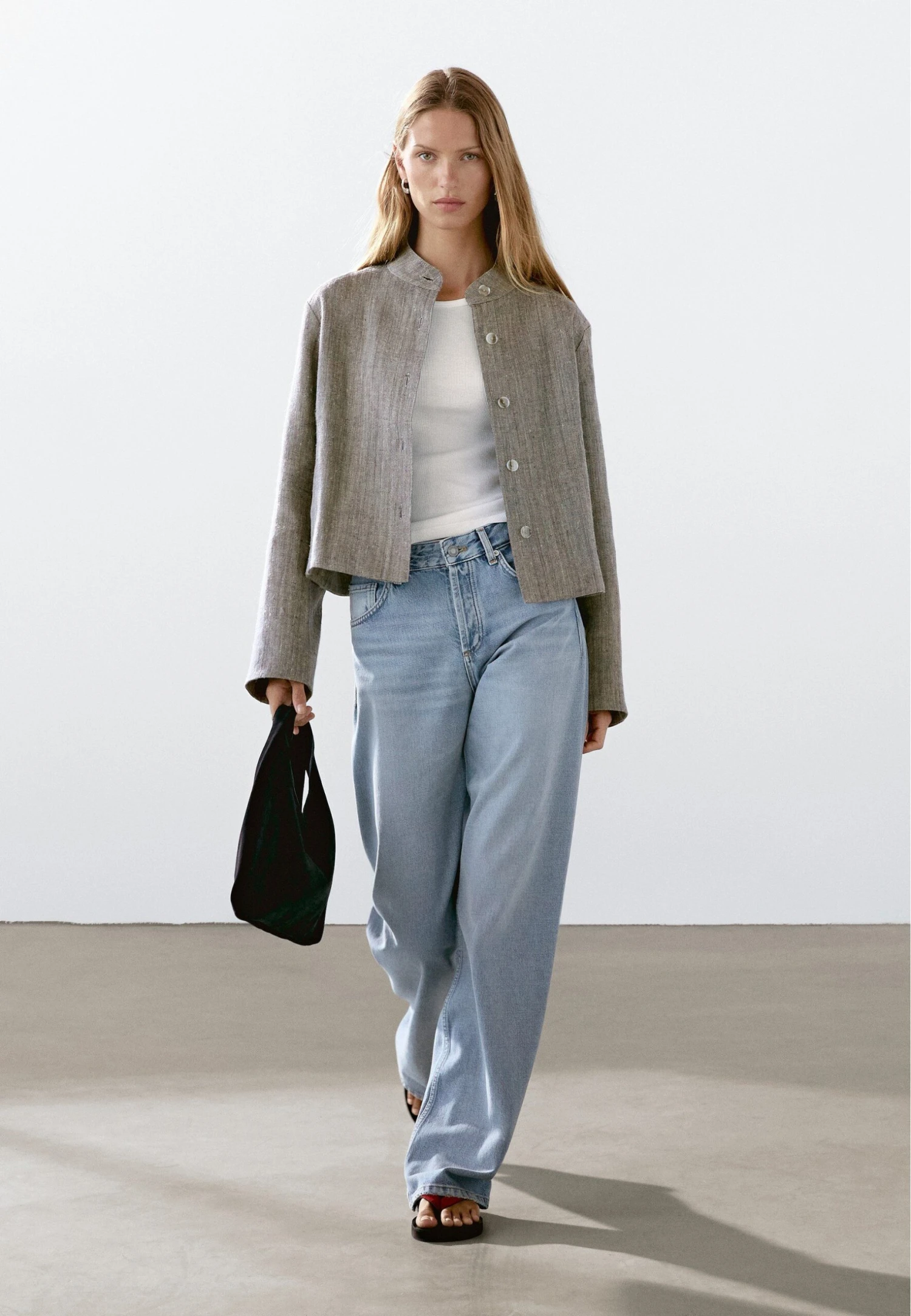 Massimo Dutti SHORT WITH STAND COLLAR - Light Jacket - Grey 4 Massimo Dutti SHORT WITH STAND COLLAR - Light Jacket - Grey - Image 2