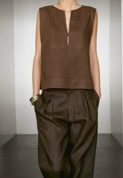 Massimo Dutti SLEEVELESS OPEN NECK - Top - Dark Brown -Massimo Dutti Shop 4b59bead148a4d48911d5531600d4a19