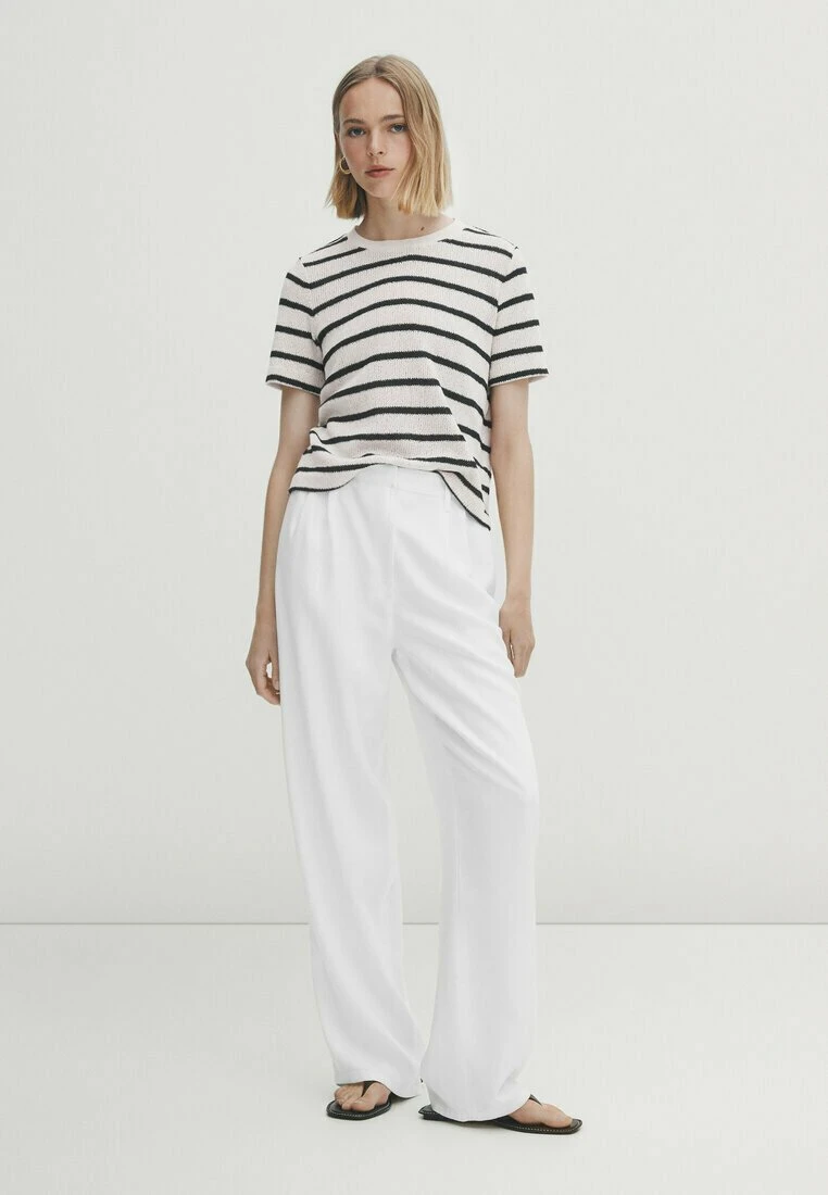 Massimo Dutti Textured Striped Blend - Print T-Shirt - Beige 4 Massimo Dutti Textured Striped Blend - Print T-Shirt - Beige - Image 2