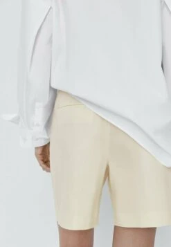 Massimo Dutti Darted Bermuda - Shorts - Beige 14 Massimo Dutti Darted Bermuda - Shorts - Beige -Massimo Dutti Shop 4c296d17c1a049bc86f6b05e216c1971