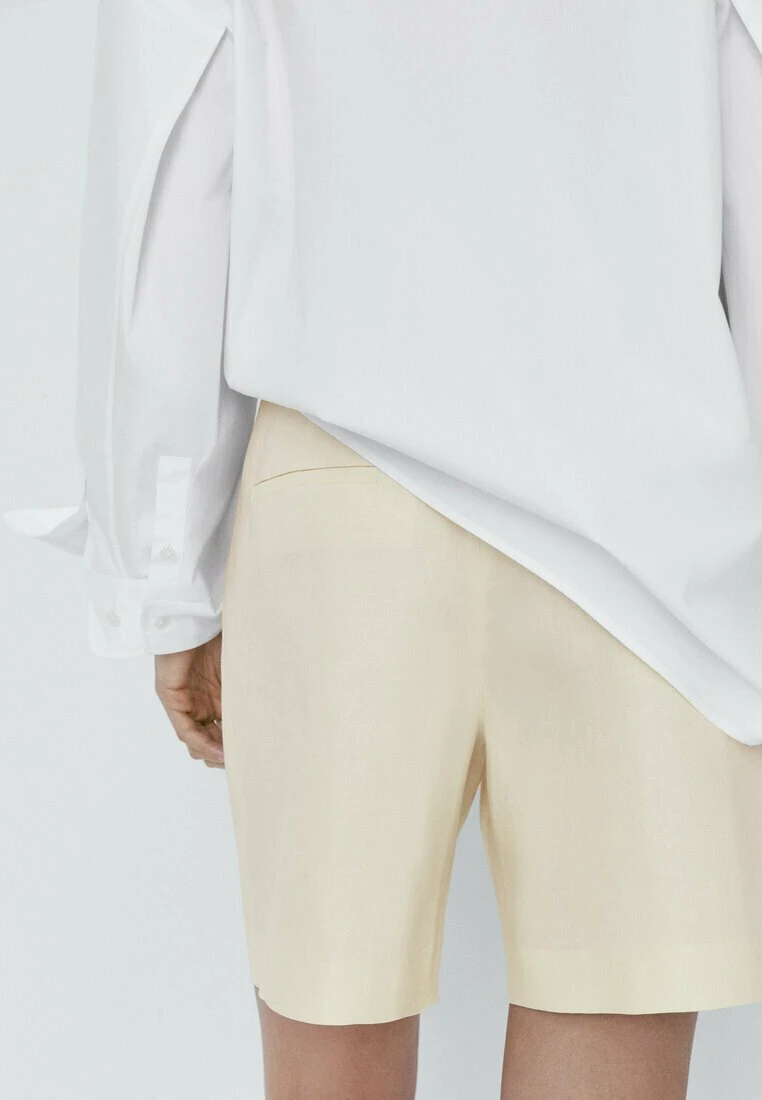 Massimo Dutti Darted Bermuda - Shorts - Beige 5 Massimo Dutti Darted Bermuda - Shorts - Beige - Image 3