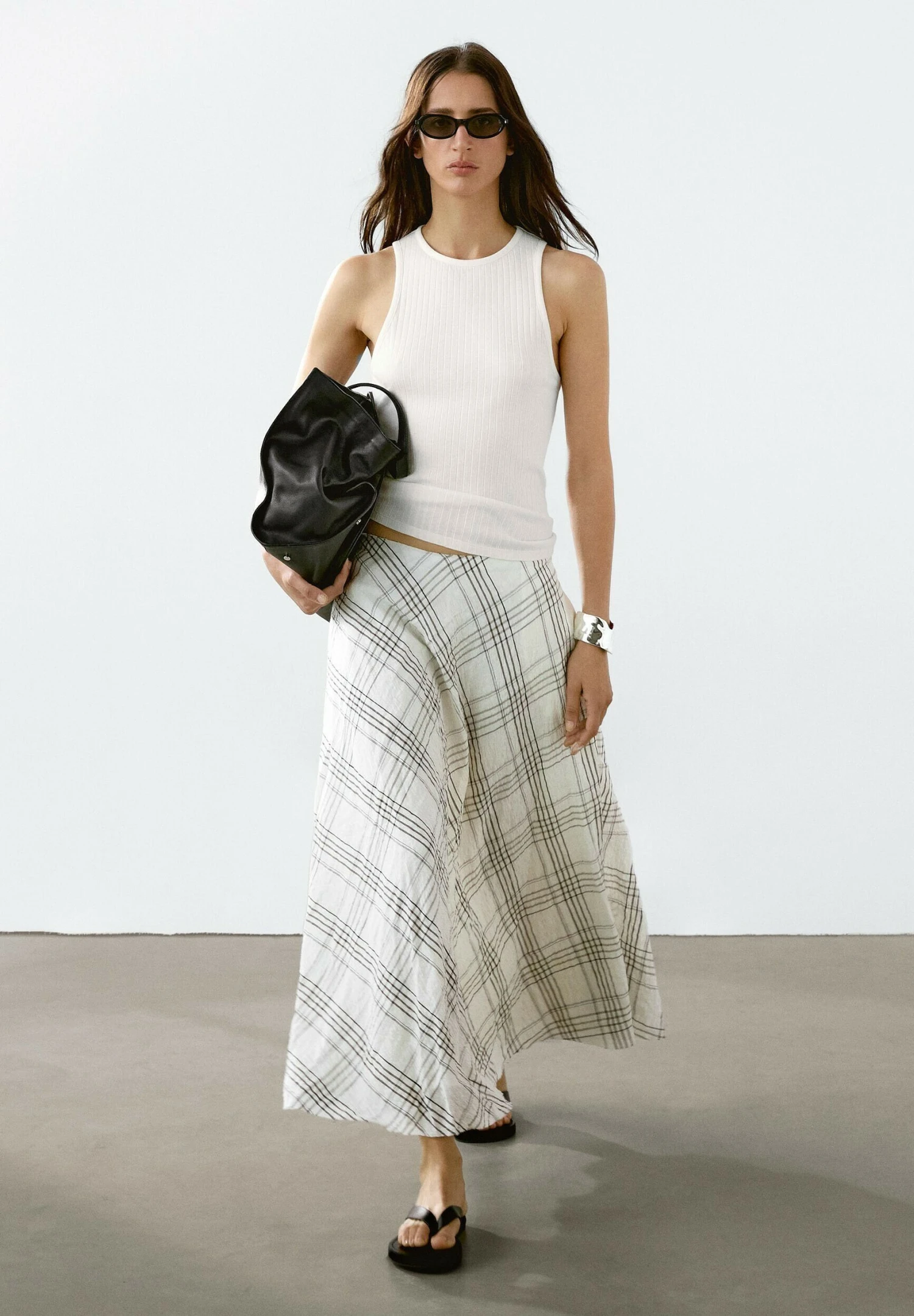 Massimo Dutti FLOWING CHECK MIDI - Maxi Skirt - White 4 Massimo Dutti FLOWING CHECK MIDI - Maxi Skirt - White - Image 2