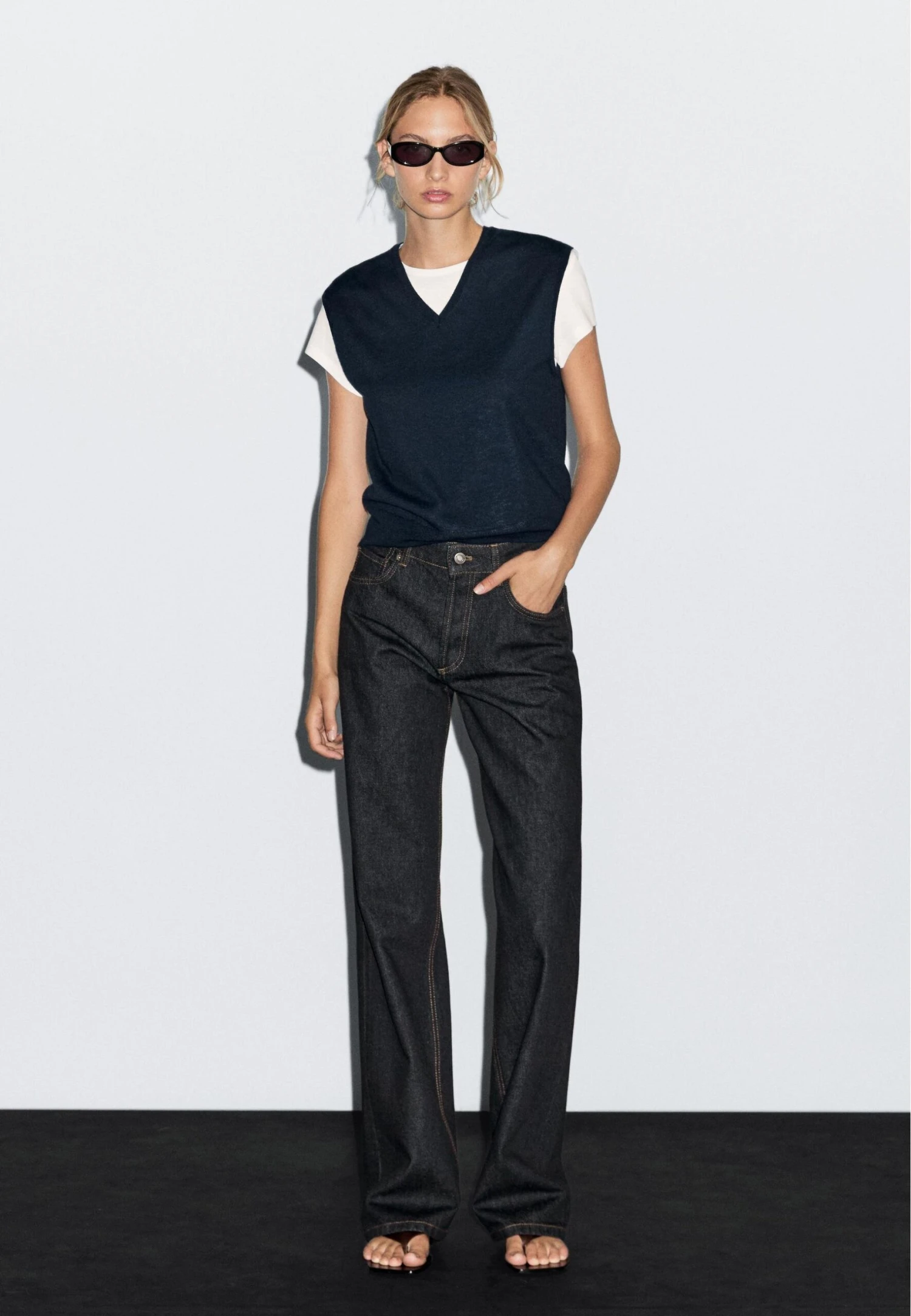 Massimo Dutti MID-RISE - Wide Leg - Dark Blue 5 Massimo Dutti MID-RISE - Wide Leg - Dark Blue - Image 3