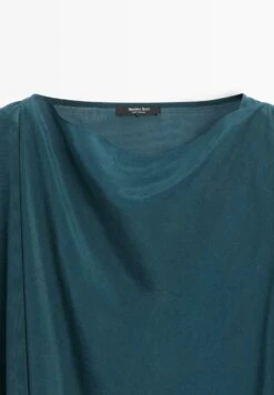 Massimo Dutti FLOWING -STYLE - Cape - Mottled Turquoise 19 Massimo Dutti FLOWING -STYLE - Cape - Mottled Turquoise -Massimo Dutti Shop 4d68cca303c54504a2799c0b97af3348