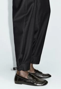 Massimo Dutti SAROUEL WITH BUCKLE - Trousers - Black -Massimo Dutti Shop 4e49582d1d3948bf8d1c2aa1aebb1a96