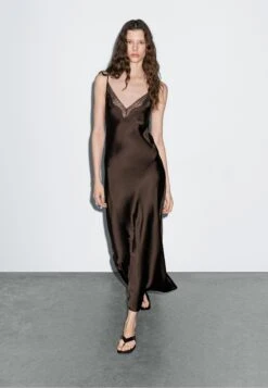 Massimo Dutti STRAPPY LONG SLIP - Maxi Dress - Mottled Dark Brown -Massimo Dutti Shop 4f23373375104527a9eb0702ef317e2f
