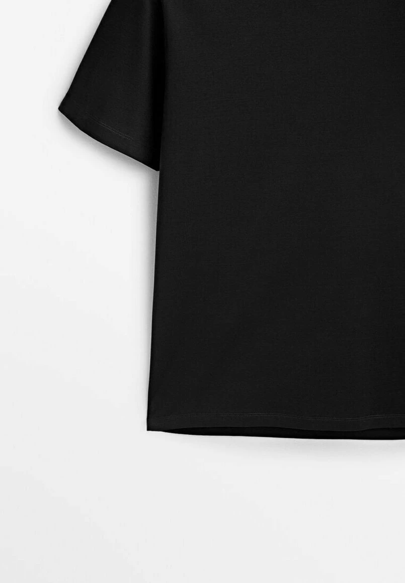 Massimo Dutti Studio -Short Sleeve - Basic T-Shirt - Black 12 Massimo Dutti Studio -Short Sleeve - Basic T-Shirt - Black - Image 10