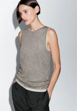 Massimo Dutti SLEEVELESS WITH DOUBLE TRIM - Basic T-shirt - Grey 14 Massimo Dutti SLEEVELESS WITH DOUBLE TRIM - Basic T-shirt - Grey -Massimo Dutti Shop 5010955e72194eaeb0d7de8289313e0d