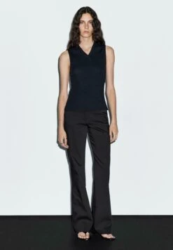 Massimo Dutti V-NECK RIBBED WITH COLLAR DETAIL - Top - Dark Blue -Massimo Dutti Shop 505fef174b5a456c866d3f88f01b28ea