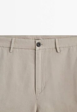 Massimo Dutti Bermuda - Shorts - Beige -Massimo Dutti Shop 50e78cbc002c416193addce5b0401977