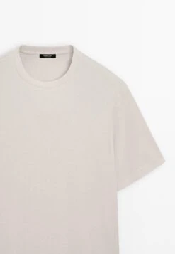 Massimo Dutti WIDE FIT SHORT SLEEVE WITH CREW NECK - Basic T-shirt - Sand -Massimo Dutti Shop 51321dd19843484fa5ba93511ee2eaea