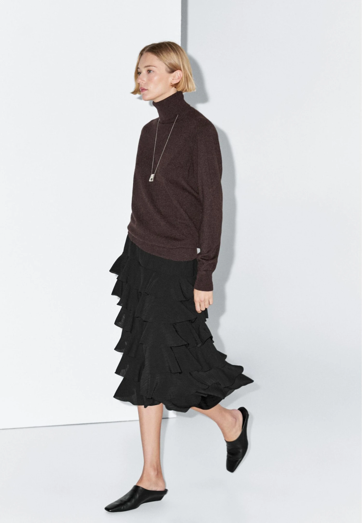 Massimo Dutti RUFFLED MIDI - A-line Skirt - Black 5 Massimo Dutti RUFFLED MIDI - A-line Skirt - Black - Image 3