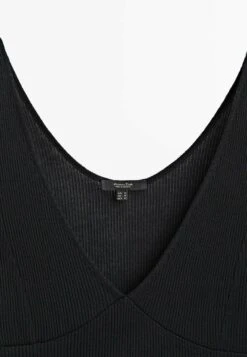 Massimo Dutti Strappy With Seam Detail - Top - Black 15 Massimo Dutti Strappy With Seam Detail - Top - Black -Massimo Dutti Shop 519e70c988754e85926658c98ab84692