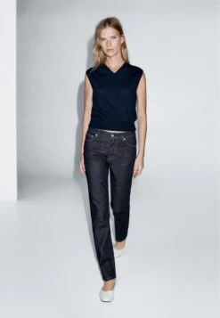 Massimo Dutti MID-RISE STRAIGHT-LEG - Straight Leg Jeans - Dark Blue -Massimo Dutti Shop 530cc936a4c24b70b11be30b67b33ff6