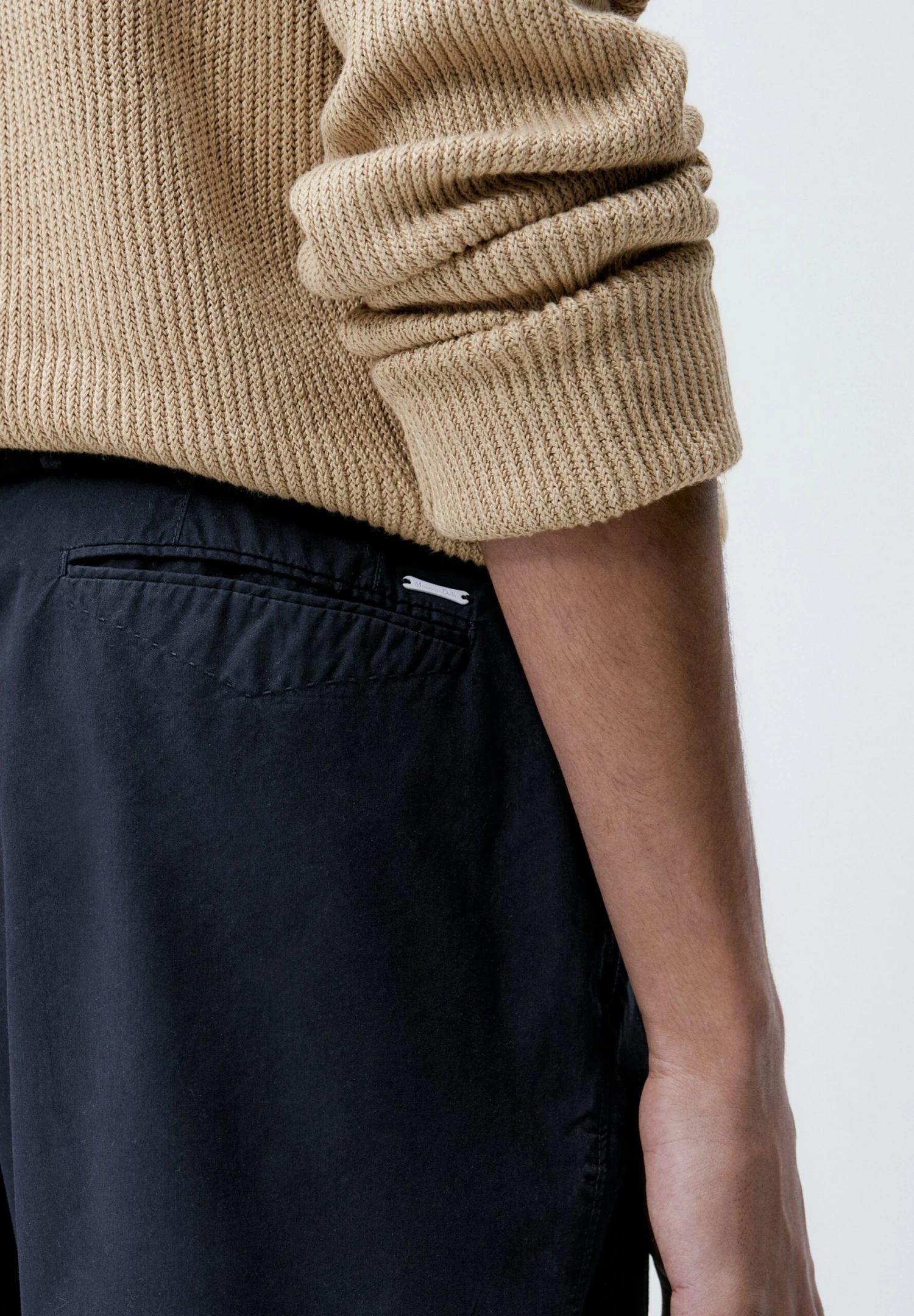 Massimo Dutti Micro-Twill Bermuda- Shorts - Blue Black Denim 7 Massimo Dutti Micro-Twill Bermuda- Shorts - Blue Black Denim - Image 5