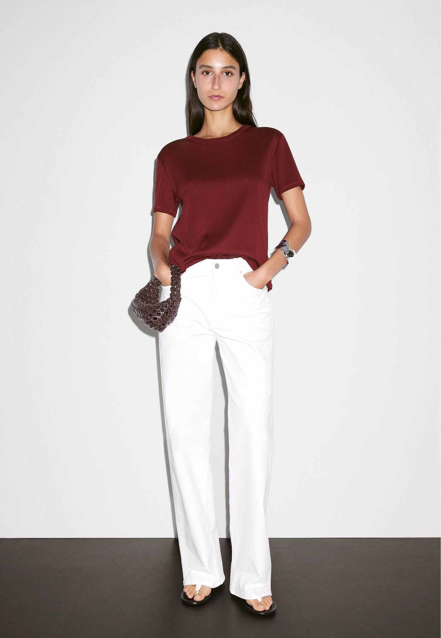 Massimo Dutti REGULAR FIT WITH COLLAR DETAIL - Basic T-shirt - Red 5 Massimo Dutti REGULAR FIT WITH COLLAR DETAIL - Basic T-shirt - Red - Image 3