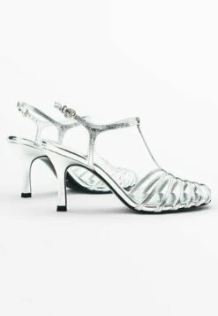 Massimo Dutti Cage With Laminated - Studio - Sandals -Massimo Dutti Shop 54ef600ac1a44c81a2097a61315efc06