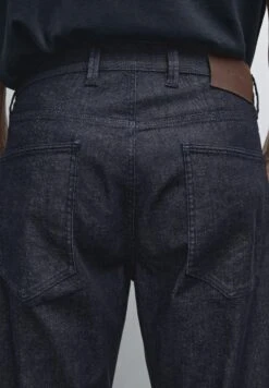 Massimo Dutti LIGHTWEIGHT SLIM FIT - Slim Fit Jeans - Dark Blue 15 Massimo Dutti LIGHTWEIGHT SLIM FIT - Slim Fit Jeans - Dark Blue -Massimo Dutti Shop 5580ead50d964478ac18501f6e539a41