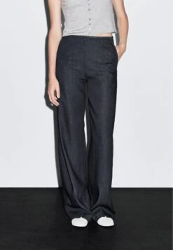 Massimo Dutti BARREL FIT - Relaxed Fit Jeans - Mottled Dark Blue