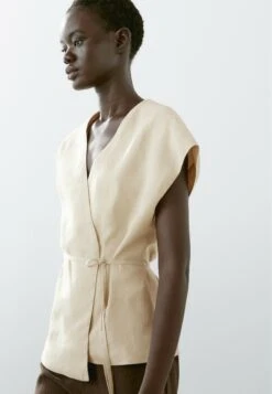 Massimo Dutti V-NECK CROSSOVER WITH BELT - Waistcoat - BEIGE