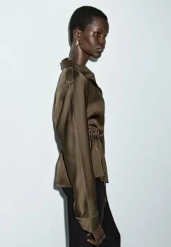 Massimo Dutti FLOWING LONG SLEEVE WITH WAIST DETAIL - Button-down Blouse - Dark Brown -Massimo Dutti Shop 58c8b3b834f74185921e8b4d3aae6892