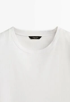 Massimo Dutti KurzärmeligesAus Reiner- Basic T-Shirt - White Denim -Massimo Dutti Shop 5b41a6c01a1a45dabacef3d07f3a225d
