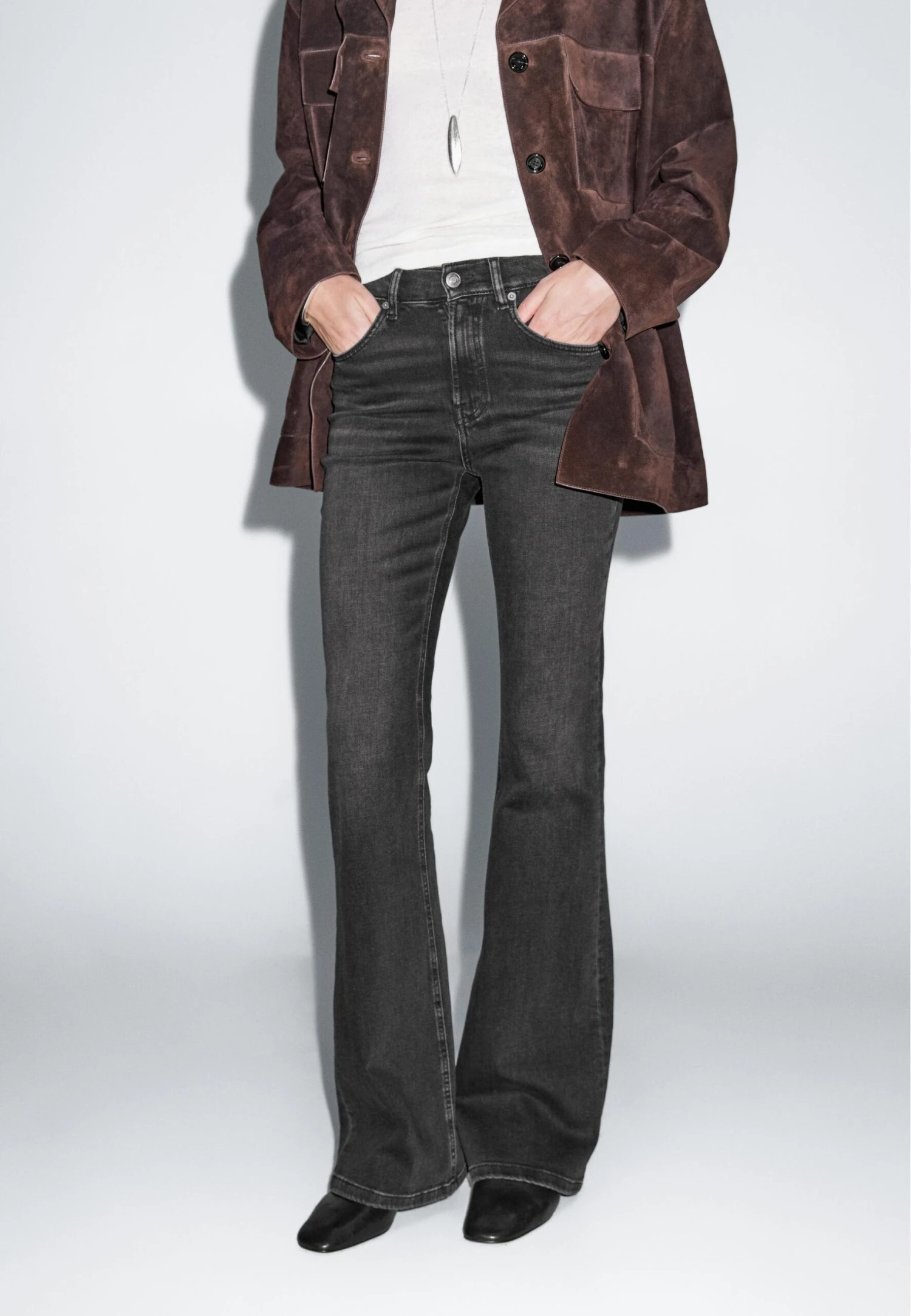 Massimo Dutti HIGH WAIST FLARE FIT SKINNY - Flared Jeans - Black 3 Massimo Dutti HIGH WAIST FLARE FIT SKINNY - Flared Jeans - Black