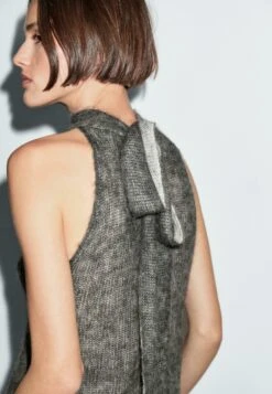 Massimo Dutti Top - Dark Grey -Massimo Dutti Shop 5e6c56c9a4374e9d863485fded905ce3