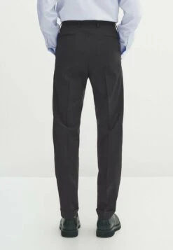Massimo Dutti Plain Blend- Suit Trousers - Dark Grey 15 Massimo Dutti Plain Blend- Suit Trousers - Dark Grey -Massimo Dutti Shop 5e787dfbf3e44f2cb1b9f9cf113711c9