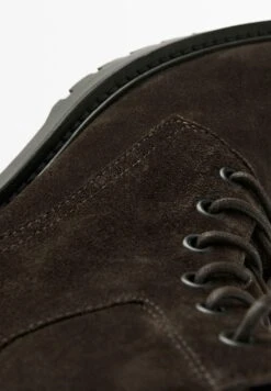 Massimo Dutti OILED SPLIT - Lace-up Ankle Boots - Dark Brown -Massimo Dutti Shop 5e90889746934f3fadf74128bbe5ae34