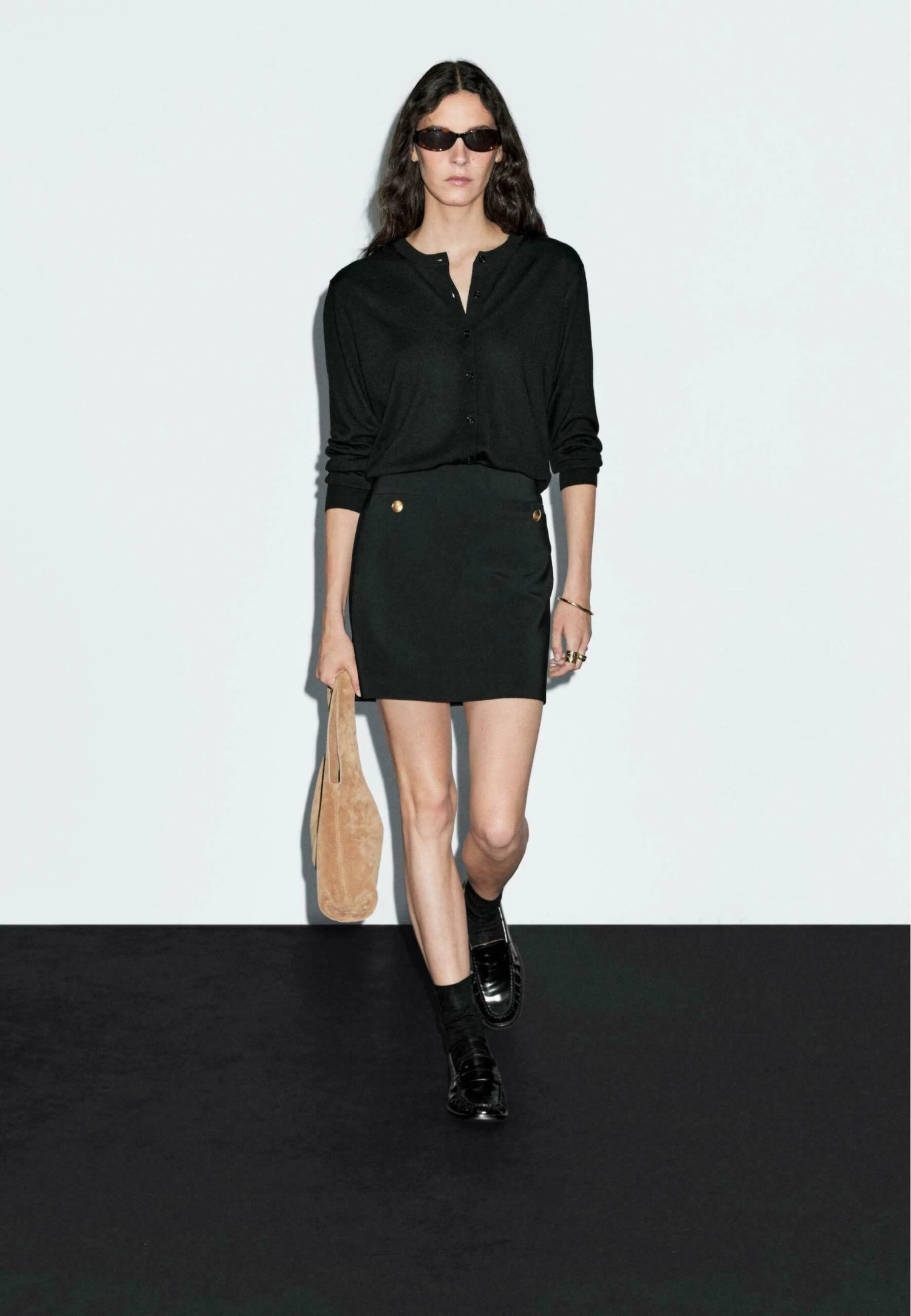 Massimo Dutti BUTTON-UP MINI - Mini Skirt - Black 6 Massimo Dutti BUTTON-UP MINI - Mini Skirt - Black - Image 4