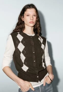 Massimo Dutti CREW NECK WITH DIAMOND PATTERN - Cardigan - Mottled Dark Brown