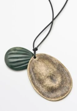 Massimo Dutti ALMOND - Necklace - Gold-coloured -Massimo Dutti Shop 60b1ac47167b4db4b3e35d31c7027390