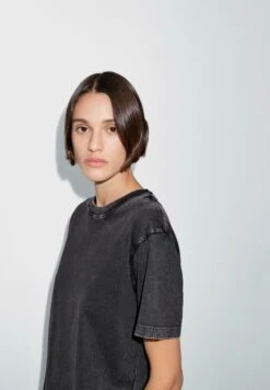 Massimo Dutti Basic T-shirt - Mottled Light Grey 14 Massimo Dutti Basic T-shirt - Mottled Light Grey -Massimo Dutti Shop 610e0bb4300d44a5b230613936f5a02f