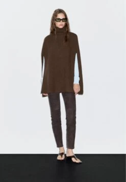 Massimo Dutti HIGH NECK COAT - Jumper - Brown -Massimo Dutti Shop 6181ecc6f8af4809a15dca016590a8a8