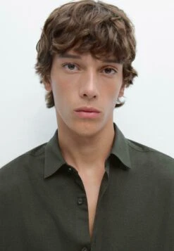 Massimo Dutti SLIM FIT TWILL MELANGE - Shirt - Dark Green -Massimo Dutti Shop 61b55cb936c240a292a44a3188339eee