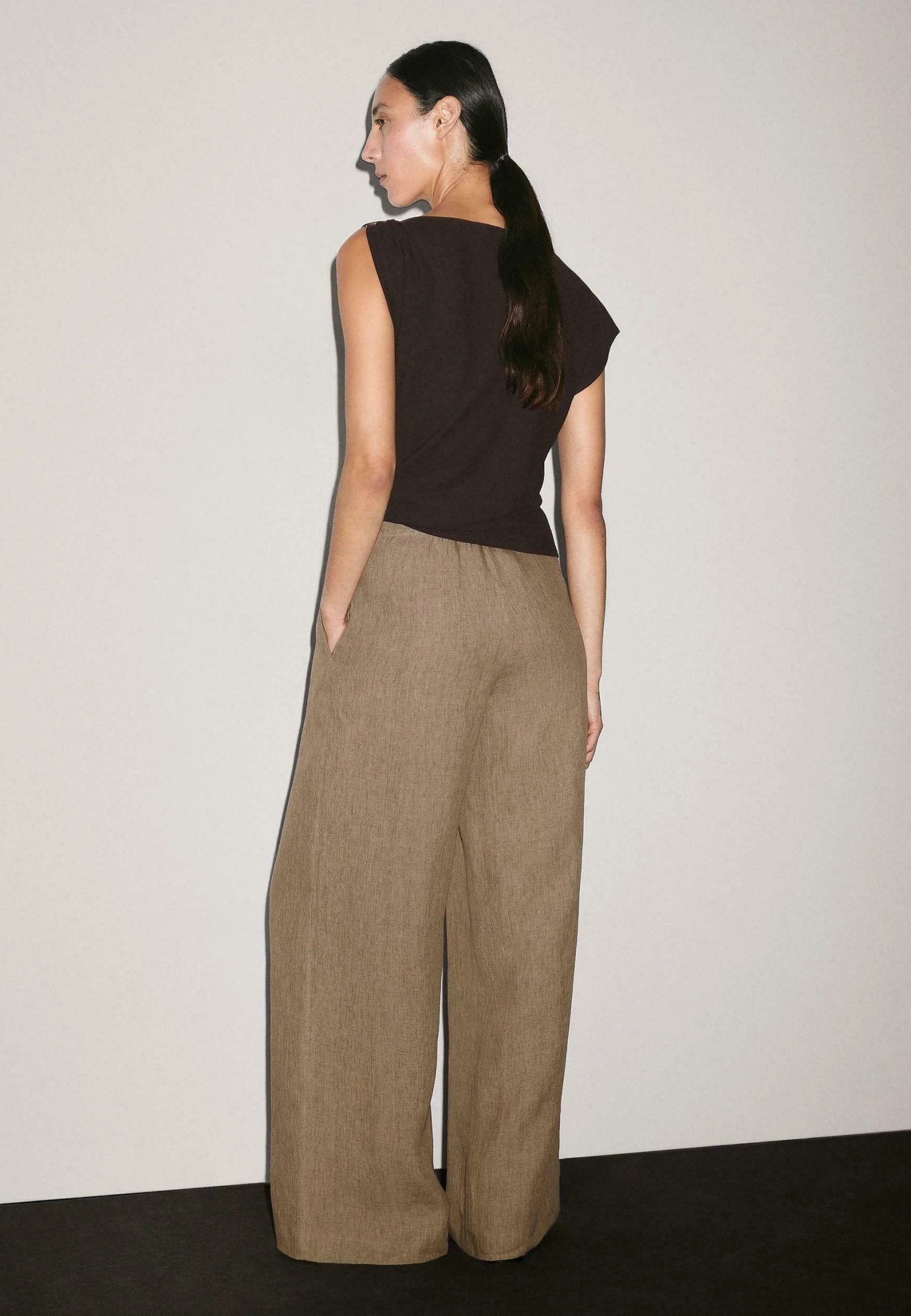 Massimo Dutti RELAXING STRAIGHT FIT - Trousers - Brown 5 Massimo Dutti RELAXING STRAIGHT FIT - Trousers - Brown - Image 3