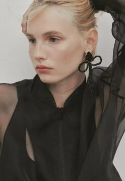 Massimo Dutti Studio-Organza- Bomber Jacket - Black -Massimo Dutti Shop 635ad56ca56f45299a8635b219209d4b