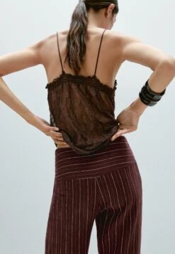 Massimo Dutti HIGH-WAIST WIDE-LEG - Trousers - Bordeaux 17 Massimo Dutti HIGH-WAIST WIDE-LEG - Trousers - Bordeaux -Massimo Dutti Shop 6446f68d9eb24932aaf2dd2969f084f6